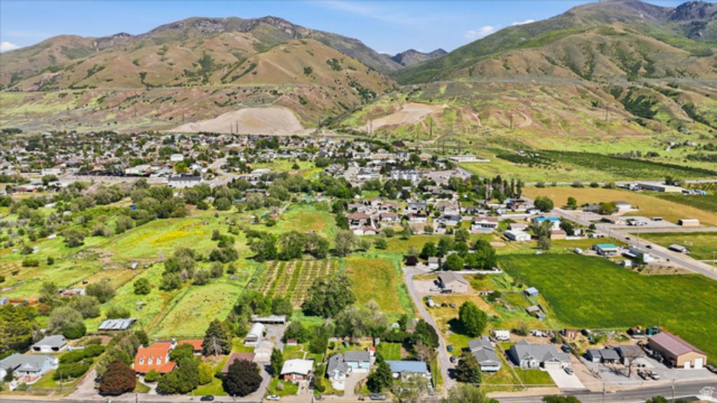 Image 48 of property listing at 2895 S 1200 W, Perry, UT 84302