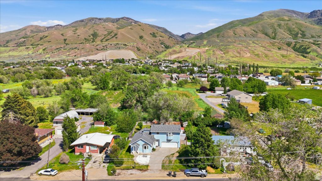 Image 49 of property listing at 2895 S 1200 W, Perry, UT 84302