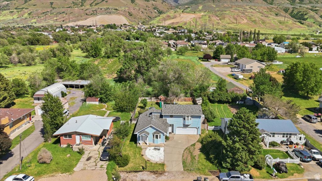 Image 56 of property listing at 2895 S 1200 W, Perry, UT 84302
