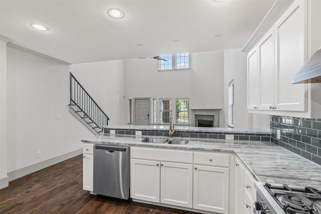 3818 W 7th Street, Fort Worth, TX 76107