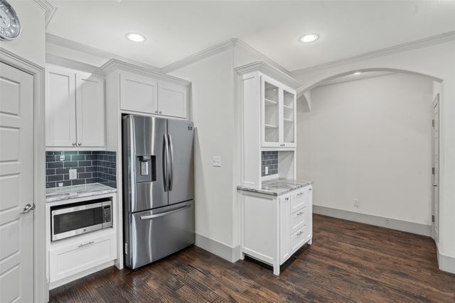 3818 W 7th Street, Fort Worth, TX 76107