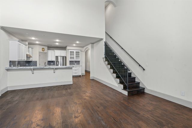 3818 W 7th Street, Fort Worth, TX 76107