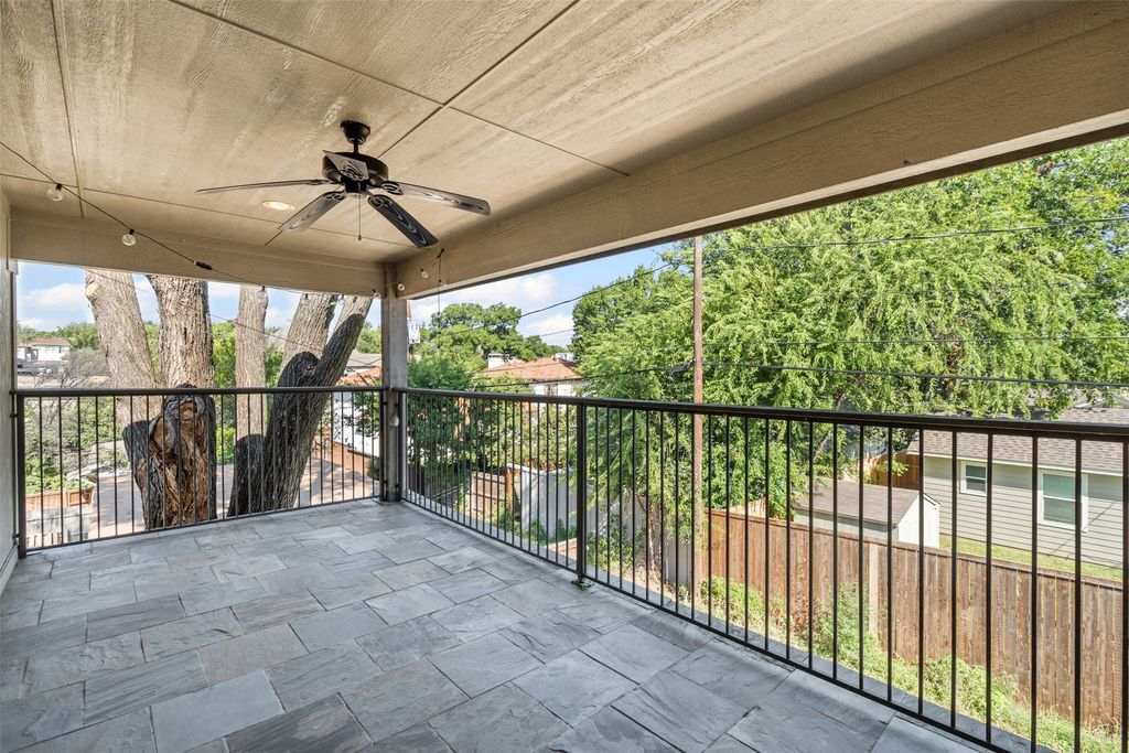 3818 W 7th Street, Fort Worth, TX 76107