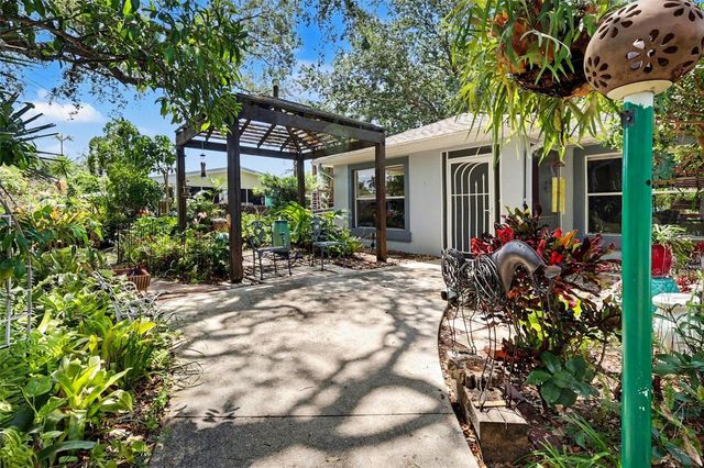 3918 LUVERNE STREET, Fort Myers, FL 33901