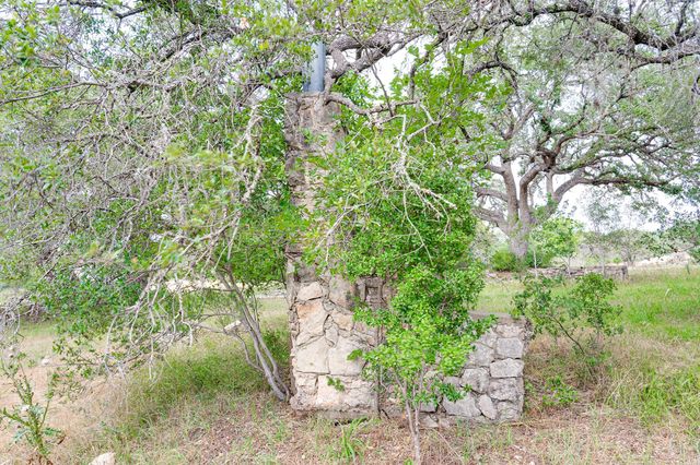 1942 Paradise PKWY, Canyon Lake, TX 78133
