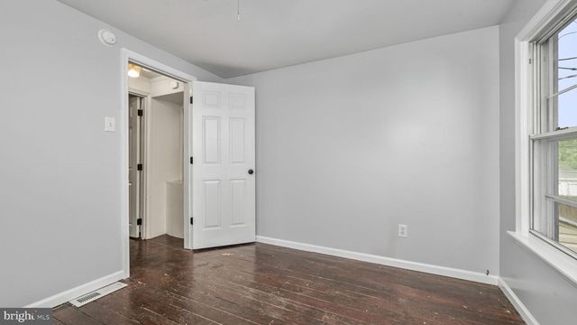 11 S PLUM ST, Pottstown, PA 19464