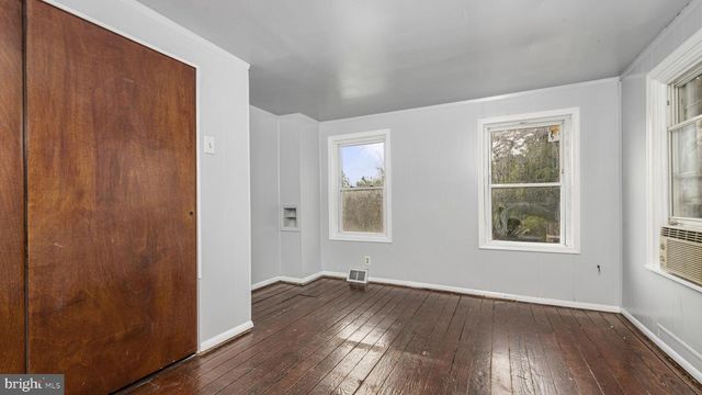 11 S PLUM ST, Pottstown, PA 19464
