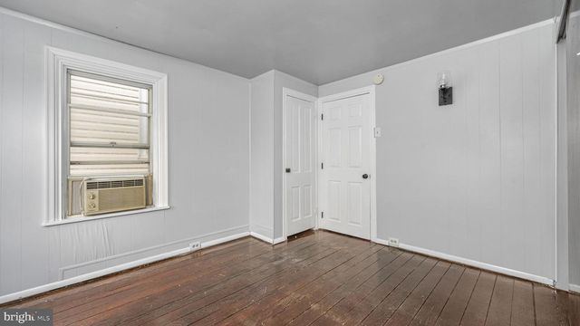 11 S PLUM ST, Pottstown, PA 19464