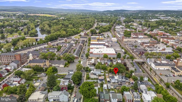 11 S PLUM ST, Pottstown, PA 19464