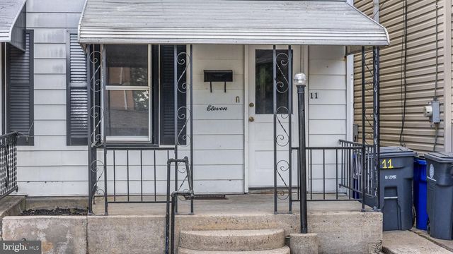 11 S PLUM ST, Pottstown, PA 19464