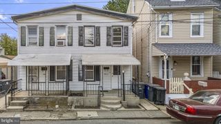 11 S PLUM ST, Pottstown, PA 19464