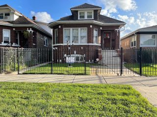 4919 W WABANSIA Avenue GARDEN, Chicago, IL 60639