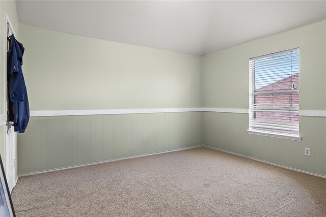 824 Peach Lane, Burleson, TX 76028