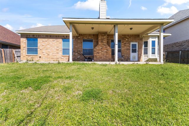 824 Peach Lane, Burleson, TX 76028