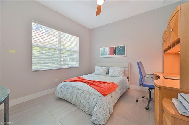693 105th AVE N, Naples, FL 34108