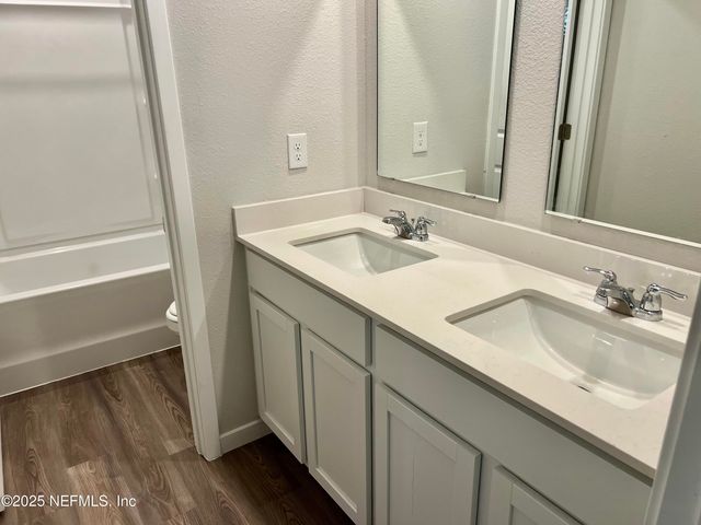 14750 CASHEW Avenue, Jacksonville, FL 32218
