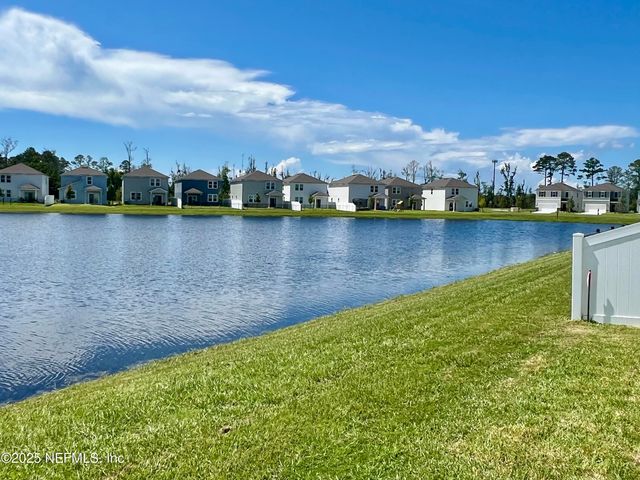 14750 CASHEW Avenue, Jacksonville, FL 32218