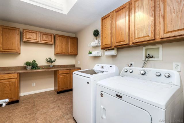 2935 Lloyd St, San Diego, CA 92117