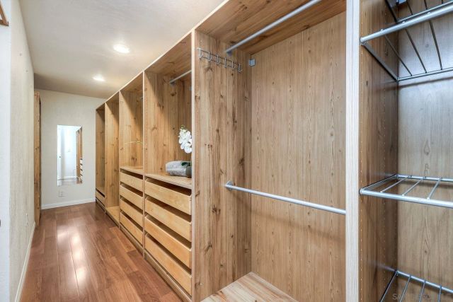 2935 Lloyd St, San Diego, CA 92117