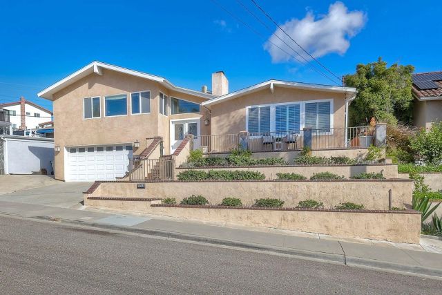 2935 Lloyd St, San Diego, CA 92117