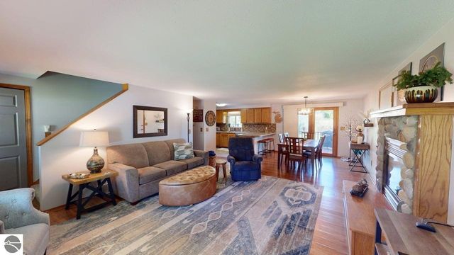 270 Witbeck Drive, Clare, MI 48617