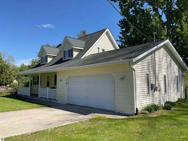 270 Witbeck Drive, Clare, MI 48617