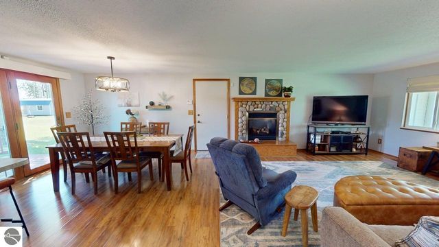 270 Witbeck Drive, Clare, MI 48617
