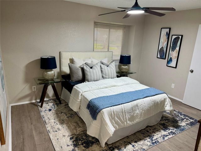 10106 Hillridge Road, La Porte, TX 77571