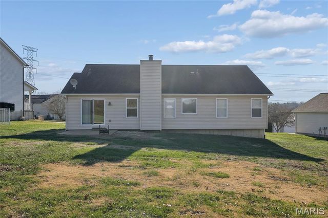 9616 Persimmon Point Drive, Hillsboro, MO 63050