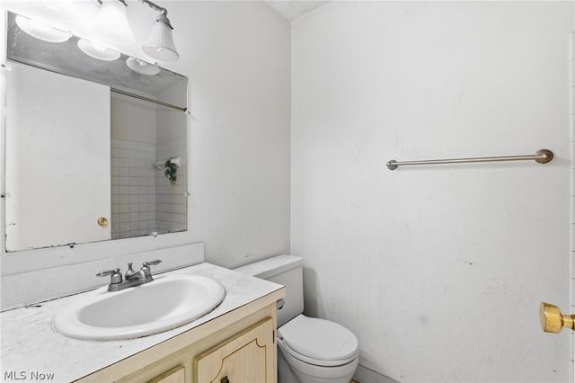 9966 Magnolia Drive, Olmsted Falls, OH 44138