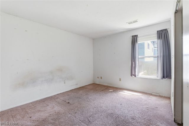 9966 Magnolia Drive, Olmsted Falls, OH 44138