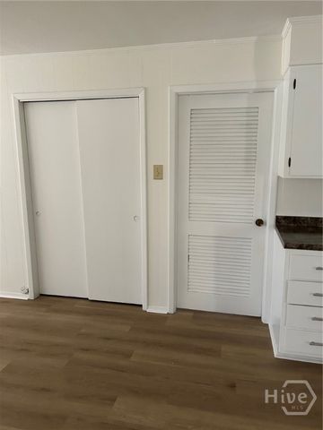 2201 E 37Th Street, Savannah, GA 31404
