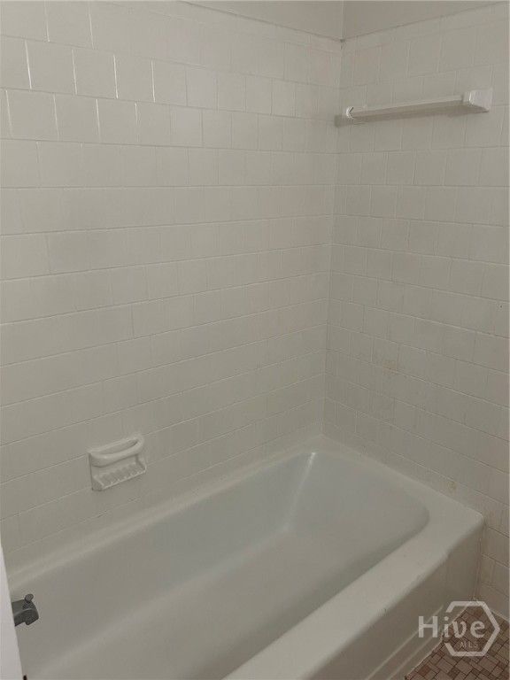 Image 23 of property listing at 2201 E 37Th Street, Savannah, GA 31404