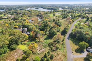 1XX Stonebrooke Curve, Shakopee, MN 55379