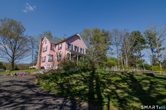 21 Brunswick Avenue, Plainfield, CT 06354