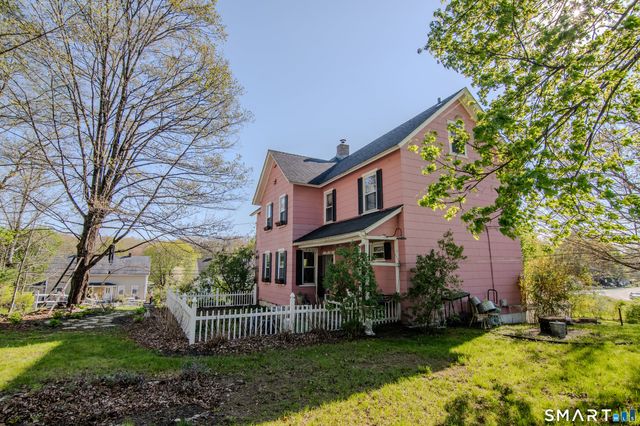 21 Brunswick Avenue, Plainfield, CT 06354