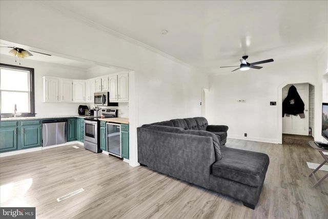 681 BAUMGARDNER RD, Lancaster, PA 17603