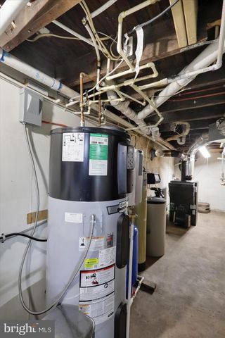 681 BAUMGARDNER RD, Lancaster, PA 17603