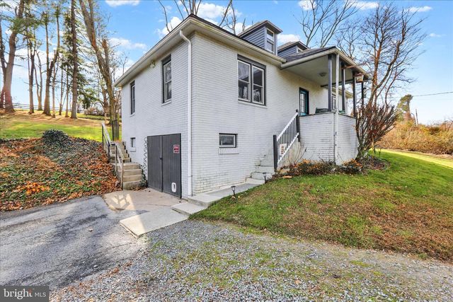 681 BAUMGARDNER RD, Lancaster, PA 17603