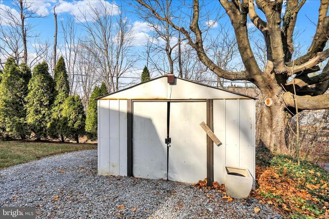 681 BAUMGARDNER RD, Lancaster, PA 17603