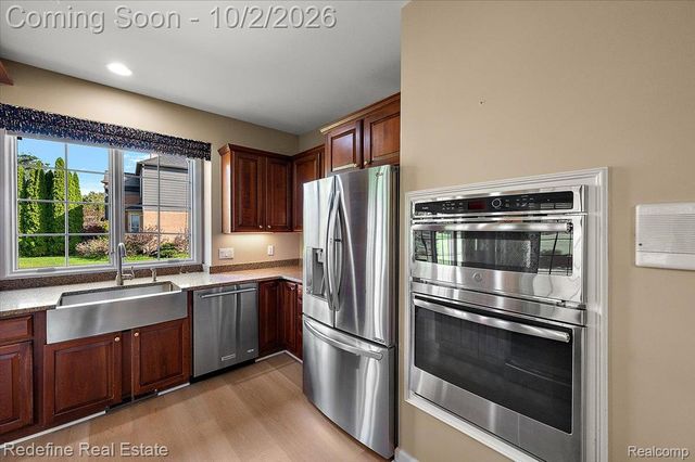 51328 Plymouth Valley Drive, Plymouth Charter Township, MI 48170