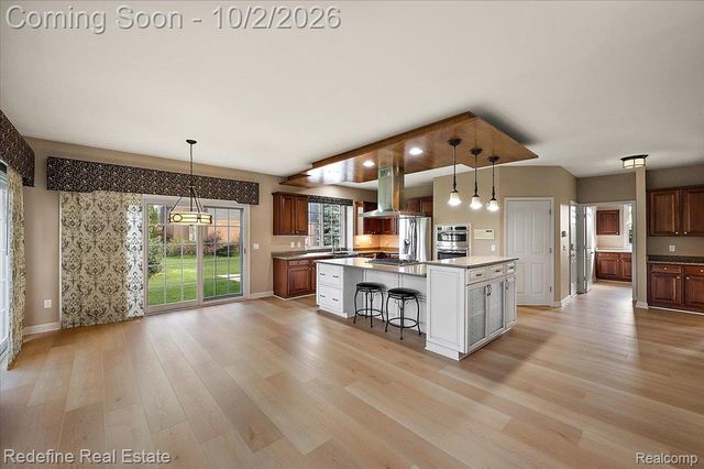 51328 Plymouth Valley Drive, Plymouth Charter Township, MI 48170