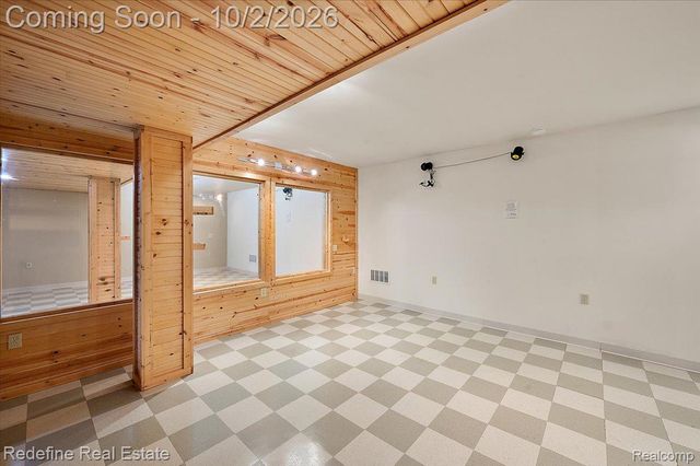 51328 Plymouth Valley Drive, Plymouth Charter Township, MI 48170
