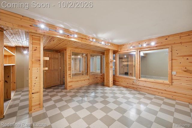 51328 Plymouth Valley Drive, Plymouth Charter Township, MI 48170