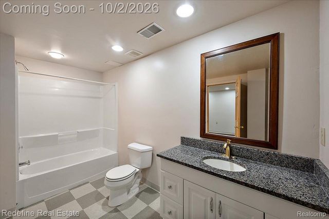 51328 Plymouth Valley Drive, Plymouth Charter Township, MI 48170