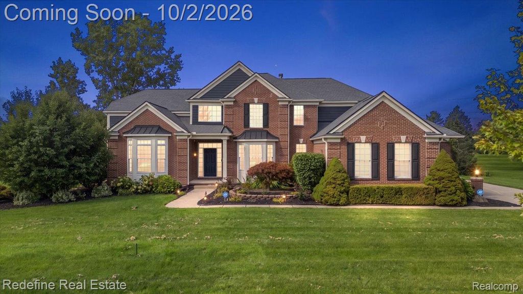 51328 Plymouth Valley Drive, Plymouth Charter Township, MI 48170