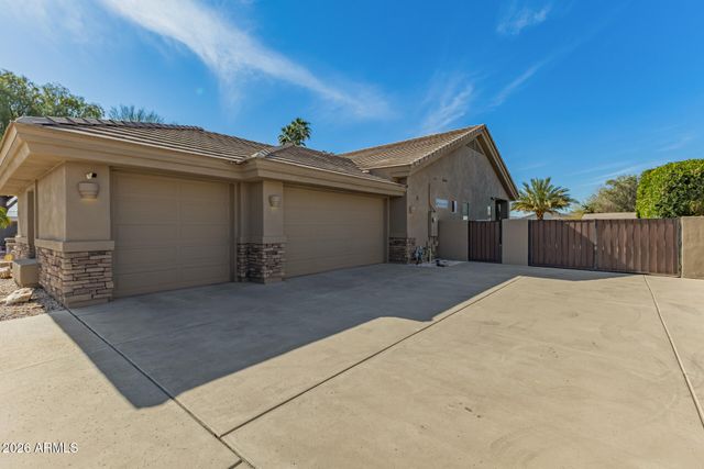 5208 N 180TH Lane, Litchfield Park, AZ 85340