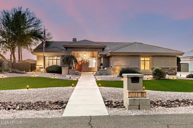 5208 N 180TH Lane, Litchfield Park, AZ 85340