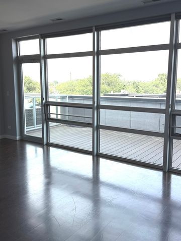 1610 W Fullerton Avenue 503, Chicago, IL 60614