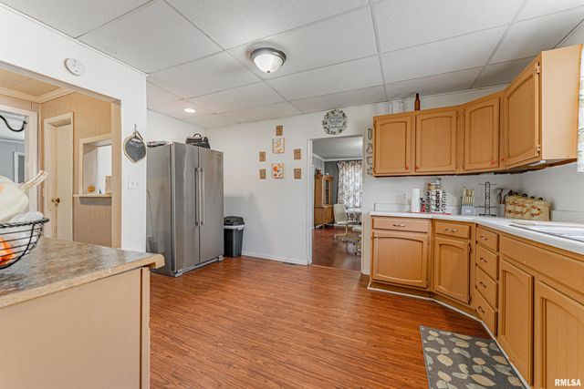 207 N LAFAYETTE Street, Mt Pulaski, IL 62548